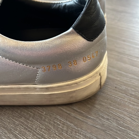 Common Projects Woman Silver Leather 38 - Picture 4 of 7